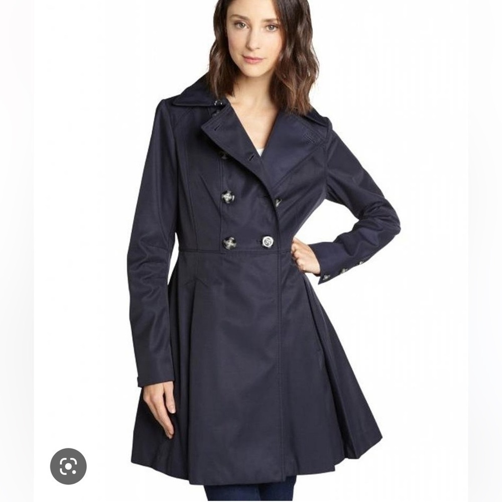 WOMEN’S double breasted coat